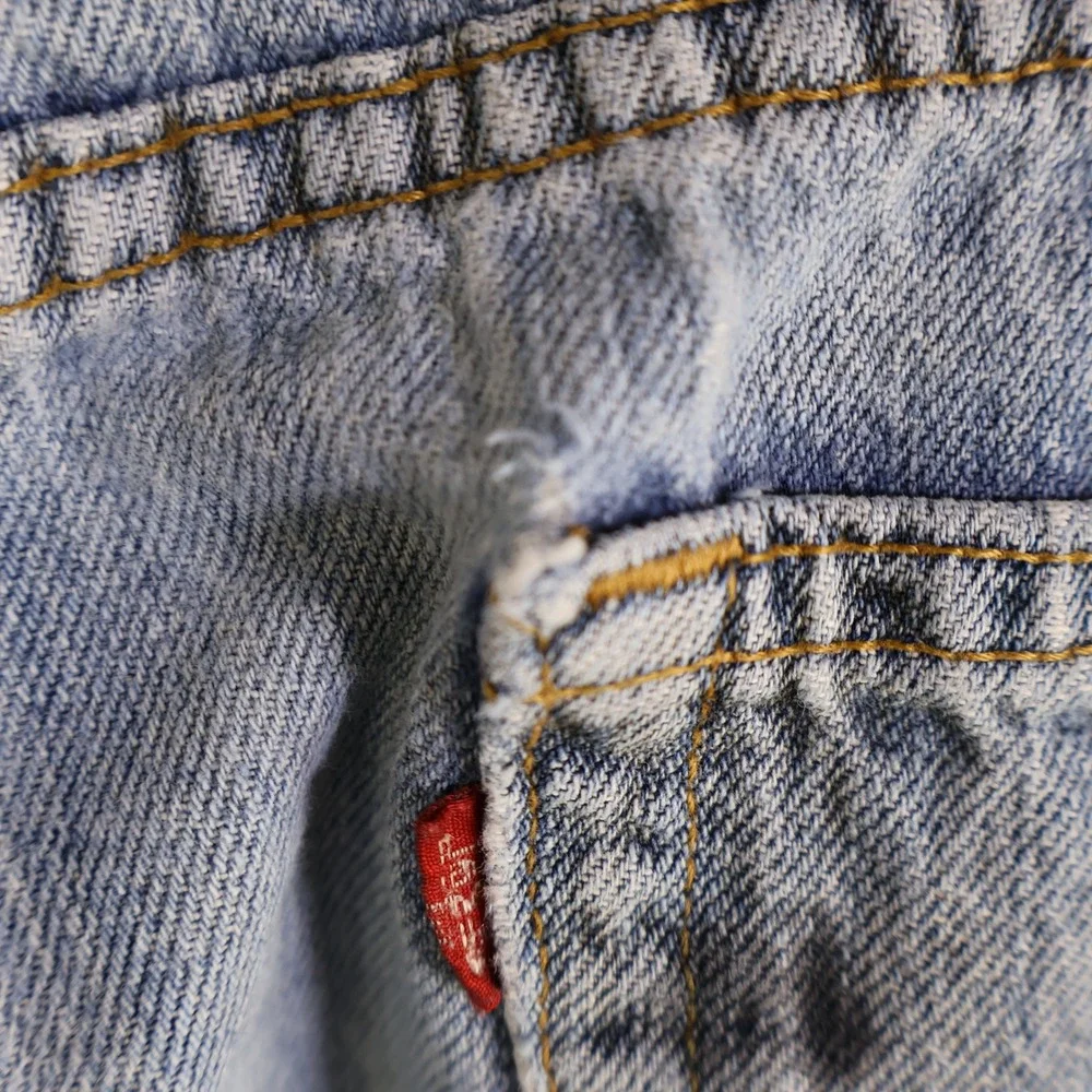 Vintage Levis 505 Regular Fit‎ Jeans 33x34 Grunge Distressed Light Wash Denim